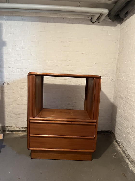Image 1 of Aparador de madera de teca de 1960, estilo mediados de siglo.