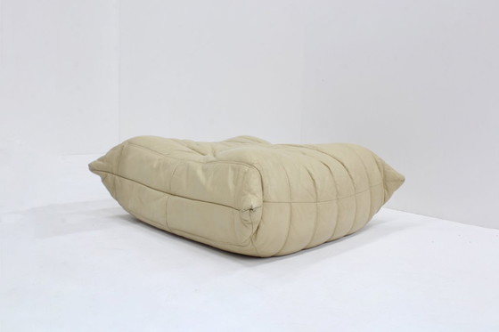 Image 1 of Pouf vintage Togo Ligne Roset in pelle beige