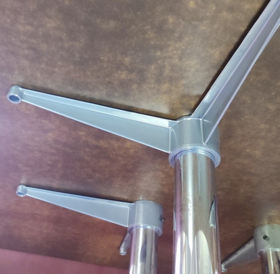 Tavolo Akaba Modello Carma, Design Jorge Pensi – Tavoli da pranzo, Chrome, Aluminium (photo 8 of 14)
