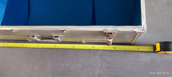 Image 1 of Vintage metalen koffer