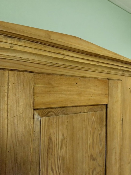 Image 1 of Antieke grenen eendeurs kast kledingkast meidenkast halkast