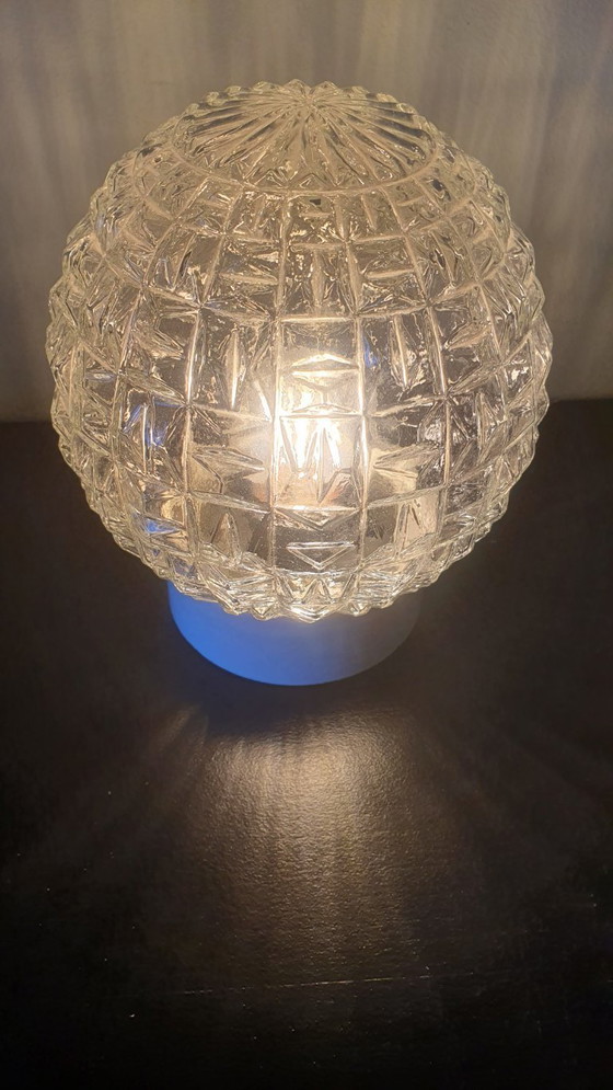 Image 1 of Lampe globe pour plafond (ou mur) en verre texturé d'Italie.