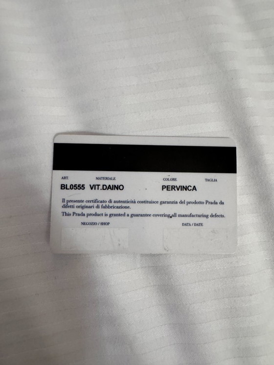 Image 1 of Sac à main PRADA en cuir de veau avec certificat