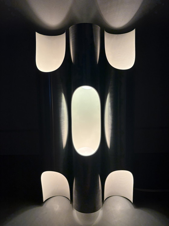 Image 1 of Raak Fuga wall lamp