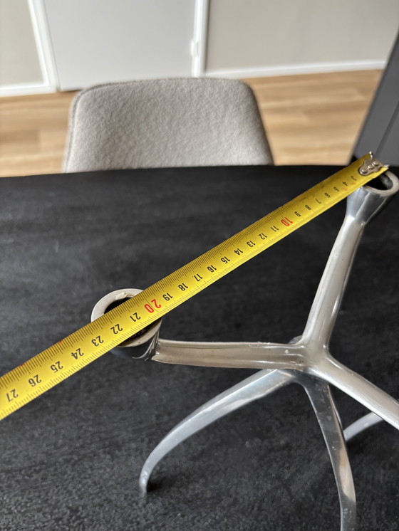 Image 1 of Portacandele in alluminio a forma di ragno vintage con tre piedi