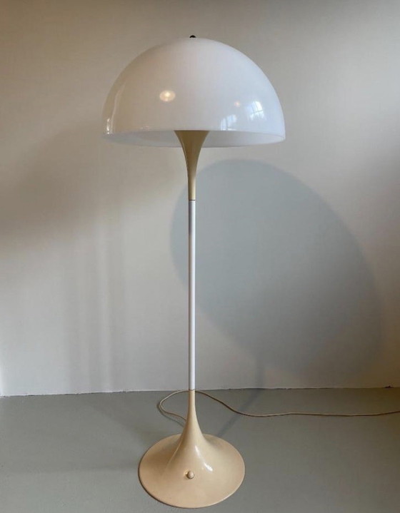 Image 1 of Lámpara de pie Panthella de Louis Poulsen