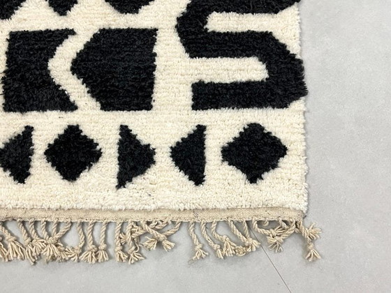 Image 1 of Tapis en laine marocain blanc noire Marrakech 250cmx150