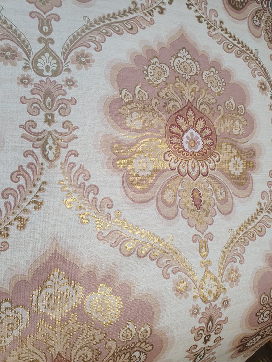 Image 1 of 7771 Old Pink Vintage Baroque Wallpaper With Gold