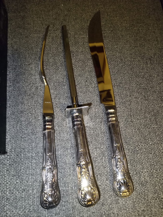 Image 1 of Silver Spirit 47-piece silver-plated cutlery set.