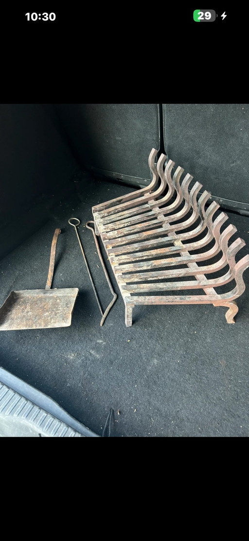 Grande griglia e attrezzi per camino in ferro battuto pesante – Stile grezzo e rustico – decoratie, Iron (photo 2 of 5)