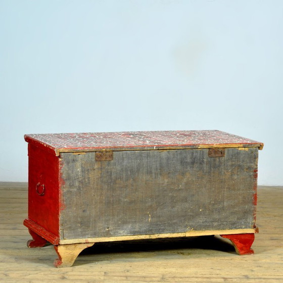 Image 1 of Baúl nupcial de arte popular, circa 1950