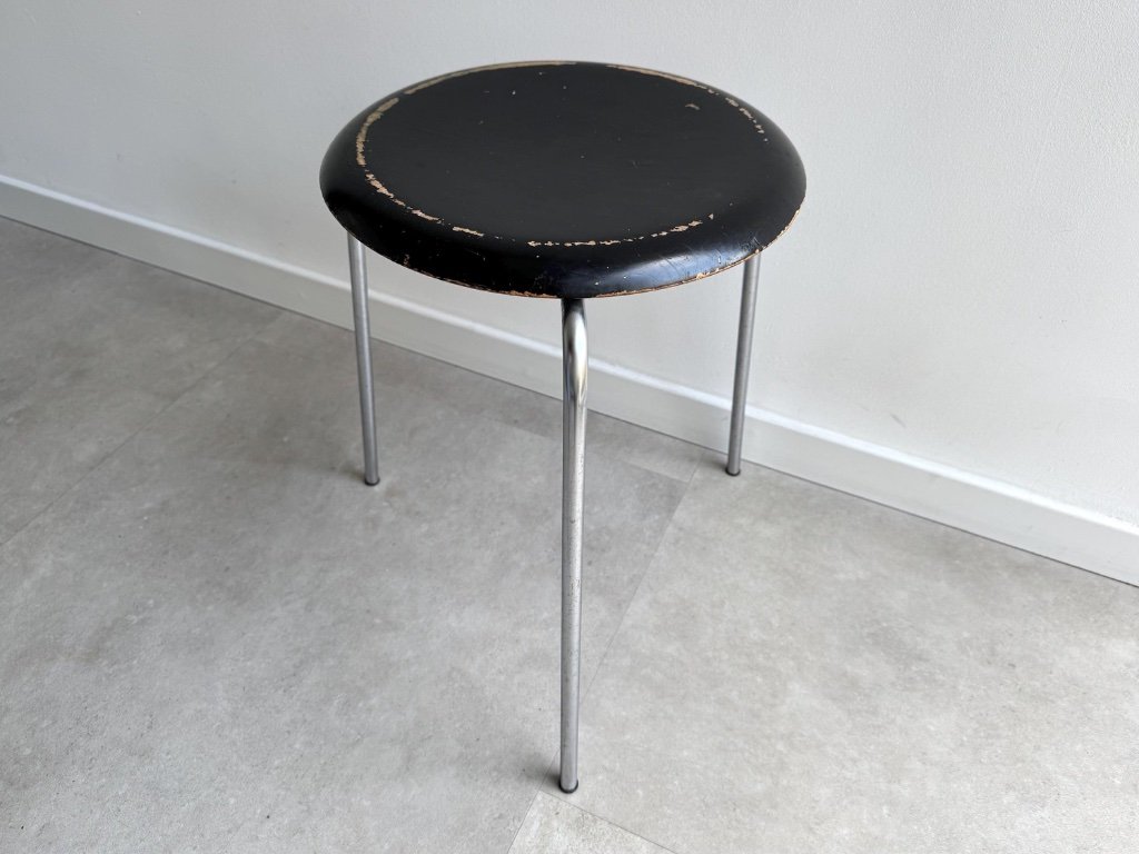 Second-hand Fritz Hansen Stools (12) | Whoppah