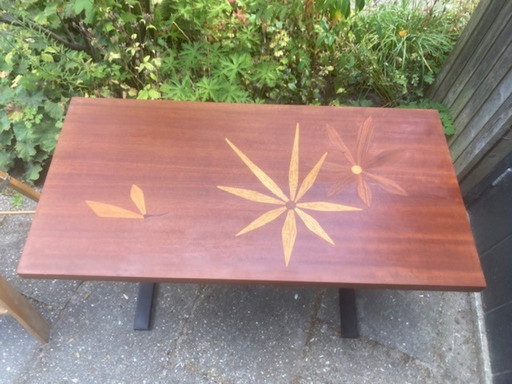 Extraordinary mid - Century design coffee table