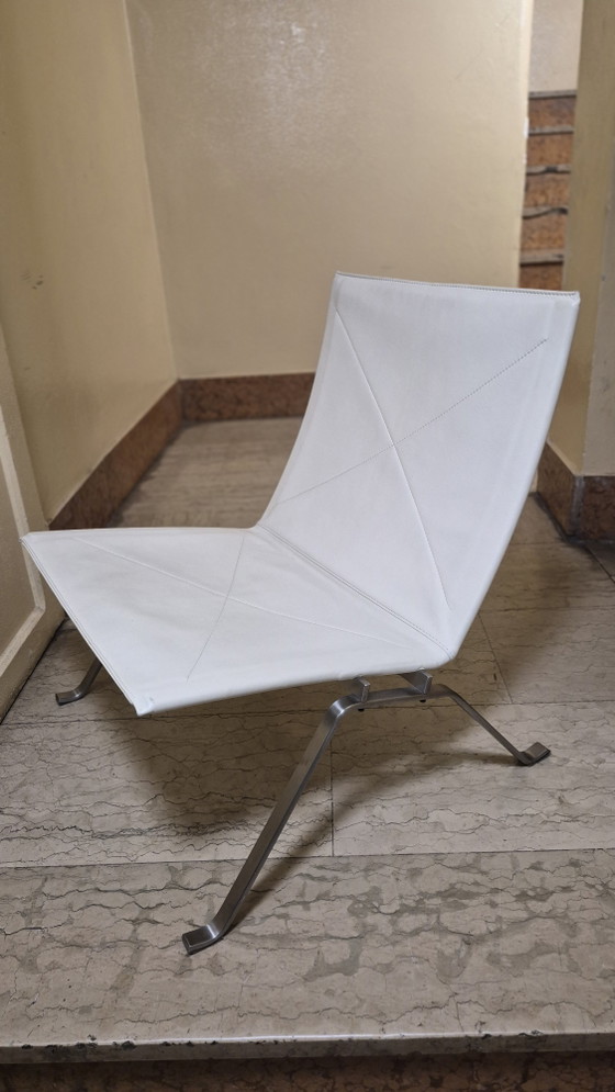 Chaises longues originales PK22, Poul Kjærholm et marque de design Fritz Hansen. – Chaises & fauteuils (photo 7 of 12)