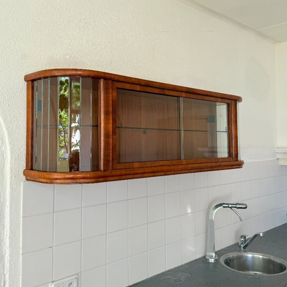 Vetrina da parete polacca Mid-Century in stile Art Déco – Vetrine, Glass, Wood (photo 12 of 14)