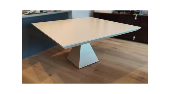 Image 1 of Design eettafel – wit gelakt hout – 150 x 150 cm