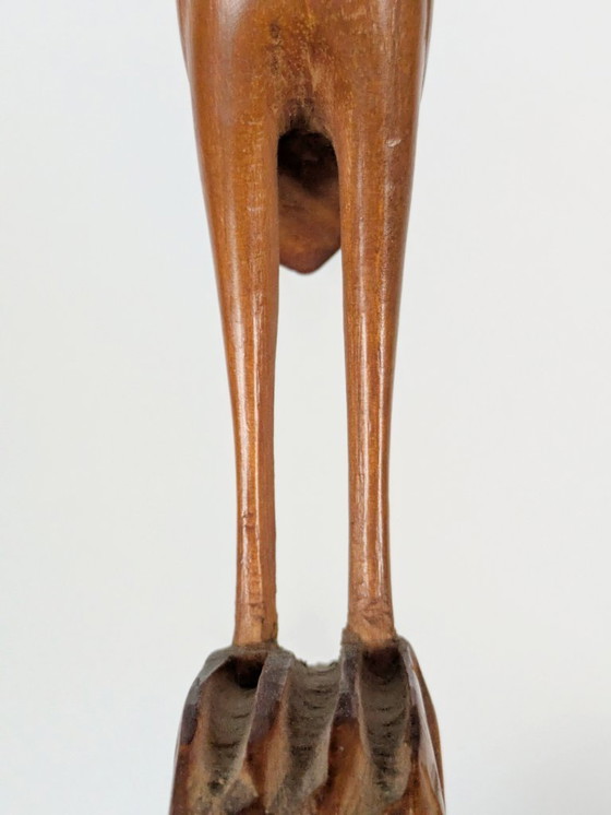 Image 1 of Sculpture de grue en teck du milieu du siècle, figurine scandinave sculptée à la main