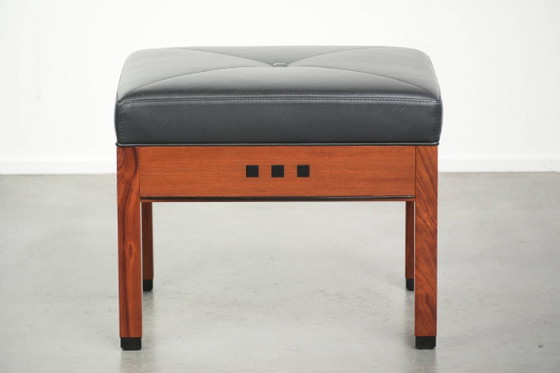 Black cowhide leather designer ottoman by Schuitema in Art Deco style from the Decoforma series (photo 4 of 8)