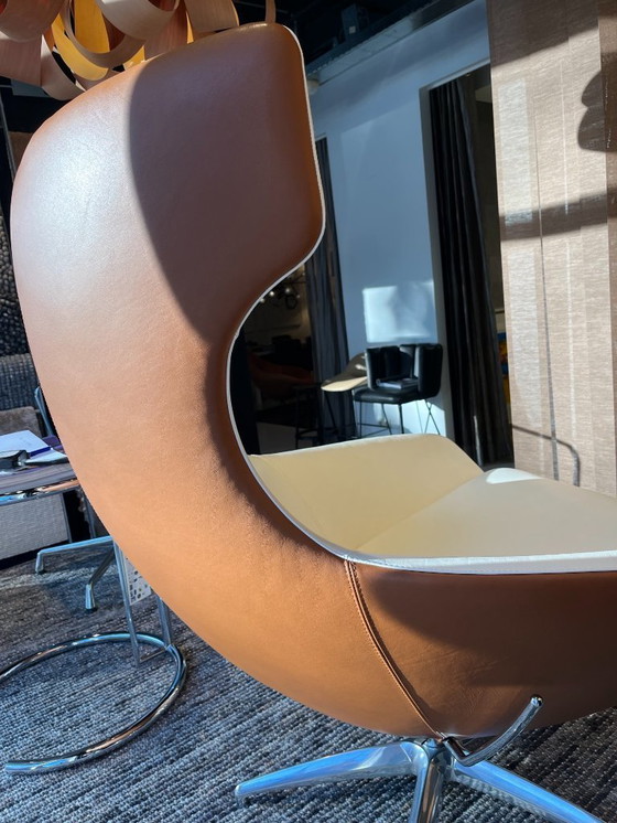 Image 1 of 1x Leolux swivel armchair
