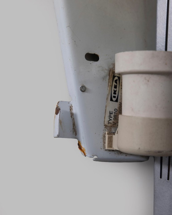 Image 1 of Une paire d'appliques murales vintage « Klyka » des années 1980, conçues par Ikea.