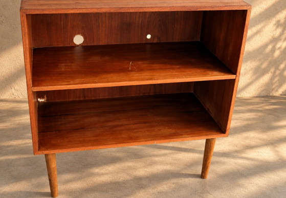 Vintage small bookcase | cabinet | 60s | Danish – Wood (photo 4 of 5)