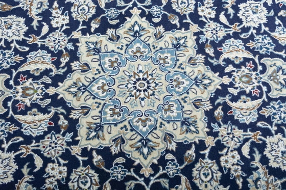 Image 1 of Handgeknoopt Perzisch tapijt - Nain 9La met zijde - 220 x 135 cm