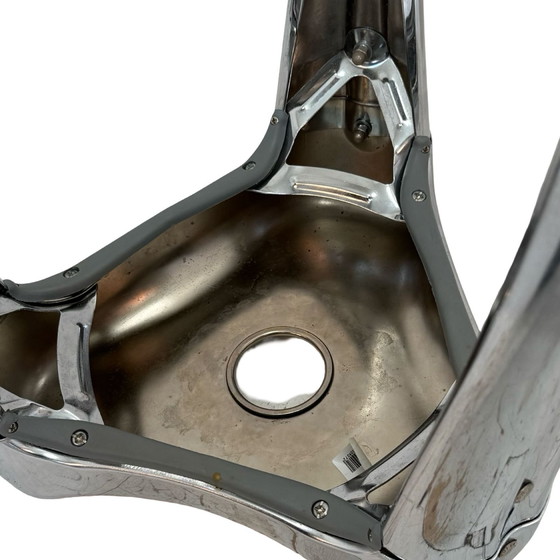 Image 1 of Yasu Sasamoto- Dulton - Tabouret vintage industriel, modèle Wisdom Tooth - Full Chrome