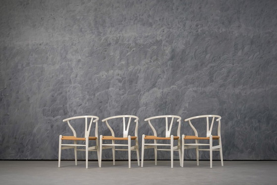 Image 1 of Sedia "Ch 24" di Hans J. Wegner per Carl Hansen & Son, Danimarca, anni '60.