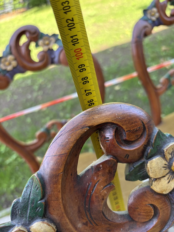 Image 1 of Six chaises Biedermeier anciennes, sculptures sur bois anciennes