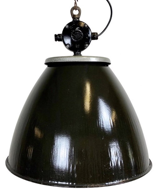 Lampada a sospensione industriale in smalto nero, anni '60