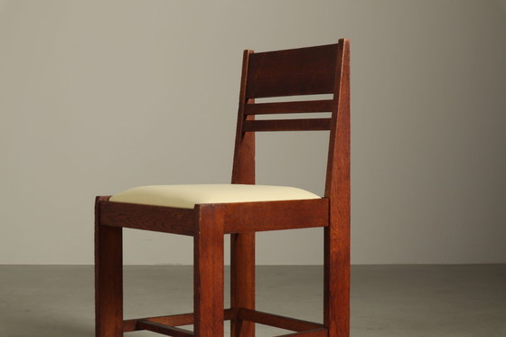 Image 1 of Satz von 4 Esszimmerstühlen aus Eiche der Haager Schule, ca. 1925–1935