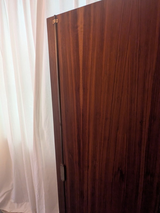 Armadio vintage in teak (impiallacciato) (3 ante) – Metal, Wood (photo 6 of 8)