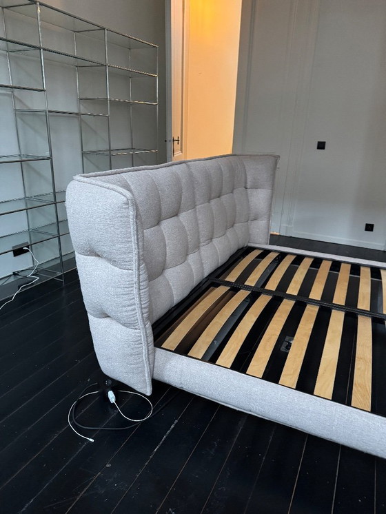 Image 1 of B&b Italia Husk Bed van Patricia Urquiola