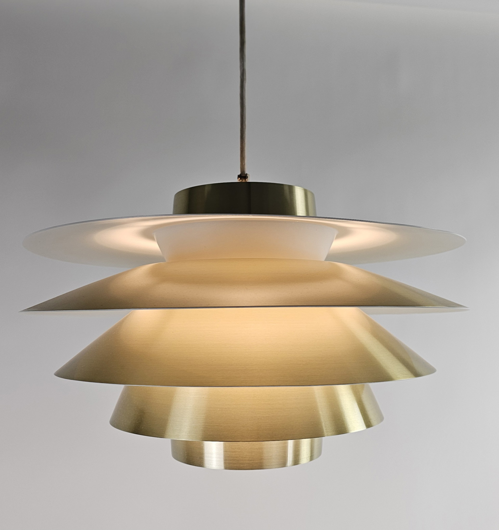 Nordisk Solar Verona 400 ペンダントライト ヴィンテージ Brass hanging lamp Verona Sven Middelboe Nordisk Solar Denmark