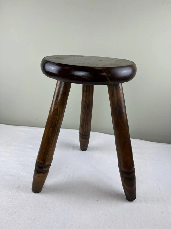 Antique tripod stool – Wood, Brutalist (photo 9 of 9)