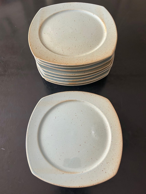 9 Stoneware Plates Published by CNP