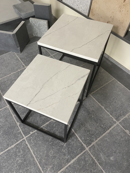 Bijzettafel mit Marmorierungsplateau