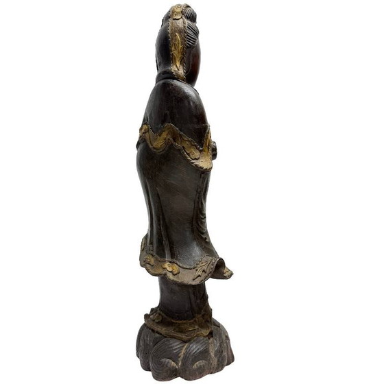 Guanyin (Avalokiteshvara) de pie – Estatua de madera con restos de dorado, período Qing – Esculturas, Wood (photo 4 of 9)