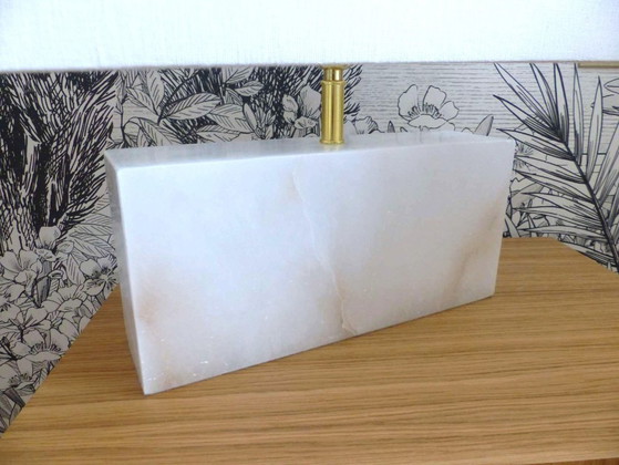 Image 1 of Paar rechteckige Designer-Tischleuchten von CB2 in Naturweiß, Alabaster und Leinen