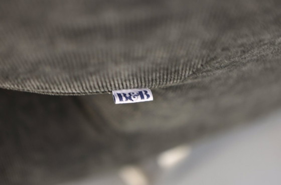 B&B Italia Arne – Banken, Metal, Textile (photo 6 of 7)