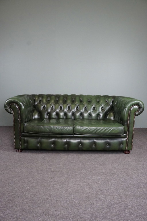 Canapé Chesterfield 2 places en cuir de vachette vert
