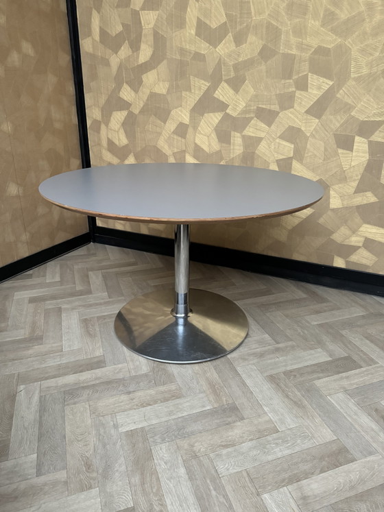Image 1 of Artifort circle table with grey top