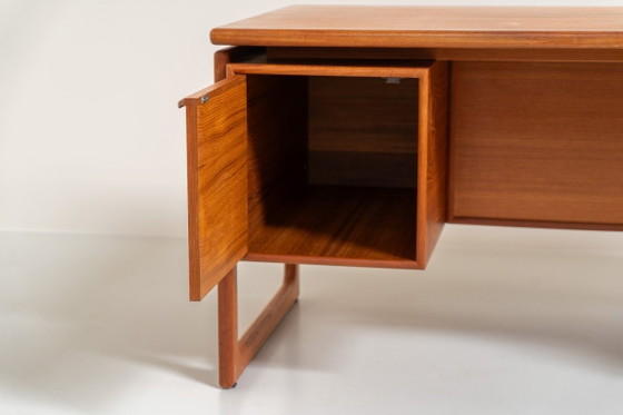 Scrivania direzionale in teak di G.V. Møbler (Danimarca, anni '60) – GV Mobler, Scrivanie, Wood (photo 6 of 11)