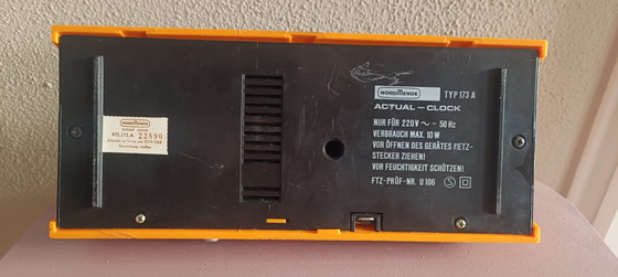 Image 1 of Radio-réveil vintage Nordmende – Double cadran – Style futuriste – Années 60/70