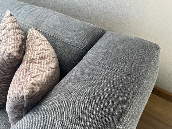 Image 1 of Montis 3.5-seater sofa