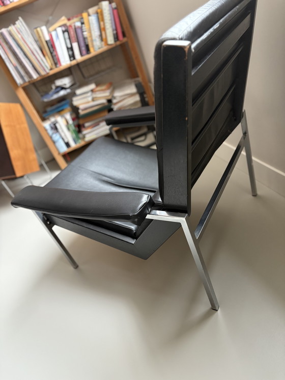 Image 1 of Lotus-Stuhl (Rob Parry)