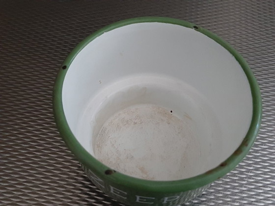 Image 1 of Sand Soap Soda rack