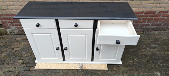 Image 1 of Elegant sideboard with anthracite top
