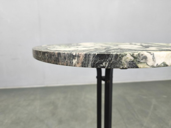 Image 1 of Tavolino in marmo italiano con base in ferro nero, anni '70
