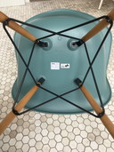 4x Vitra Eames DAW stoelen, kleur Ocean, esdoorn goud
